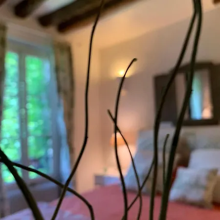 Charming Courtyard Latin Quarter Duplex Casa vacanze
